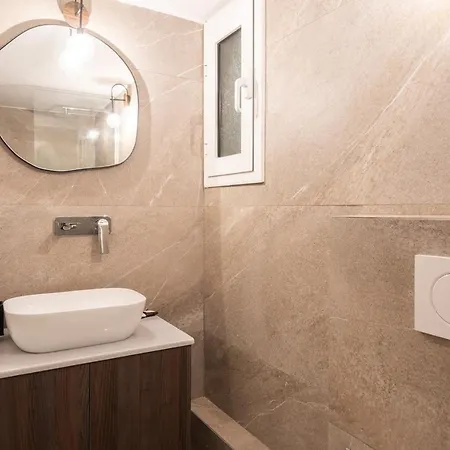 Apartament Liv - Peaceful Pagrati Getaway Ateny Zewnętrze zdjęcie